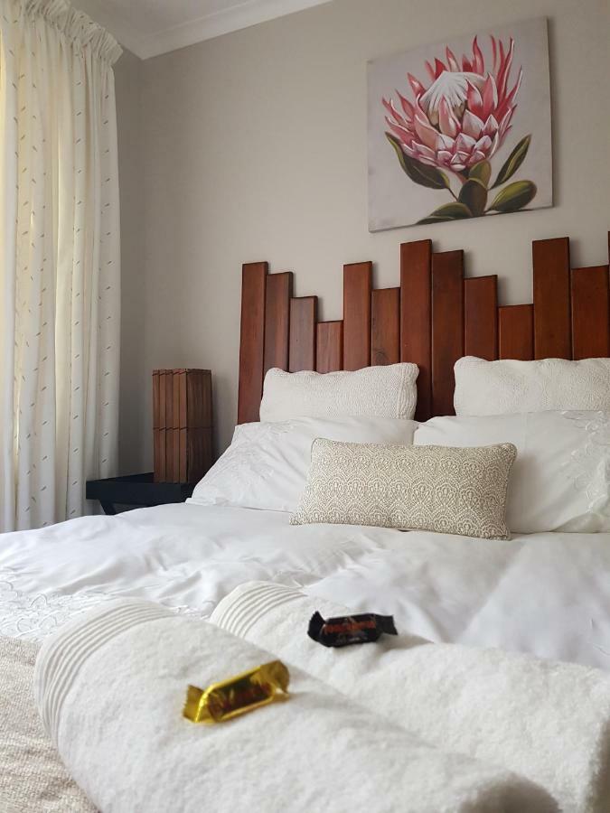Protea Cottage George Extérieur photo